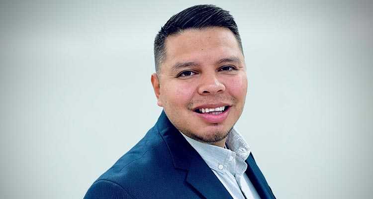 Fostering Community Through Multicultural Ministry: Distinguished Young Alum Sergio Aguirre